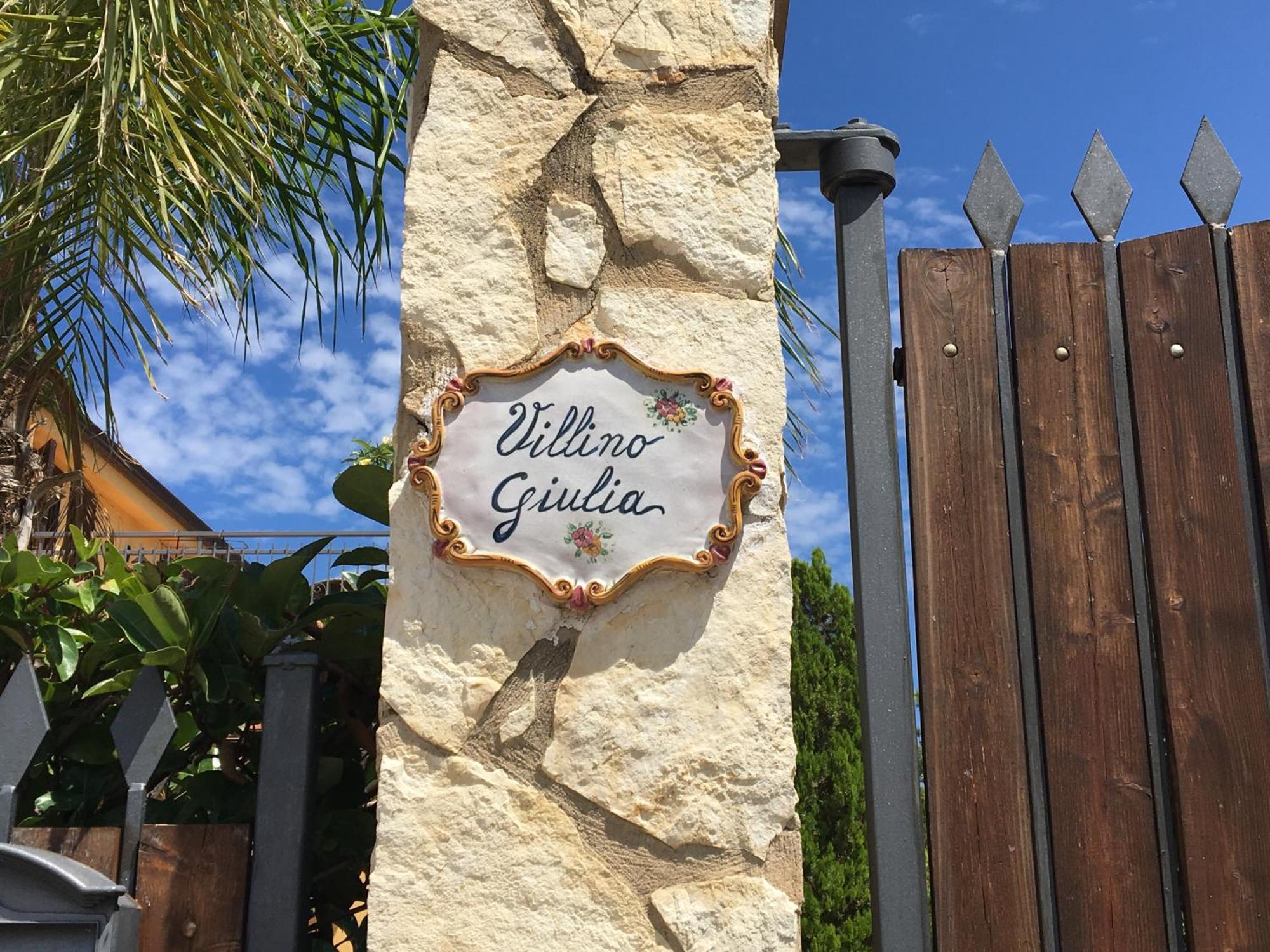 Villino Giulia Villa Altavilla Milicia Exteriör bild
