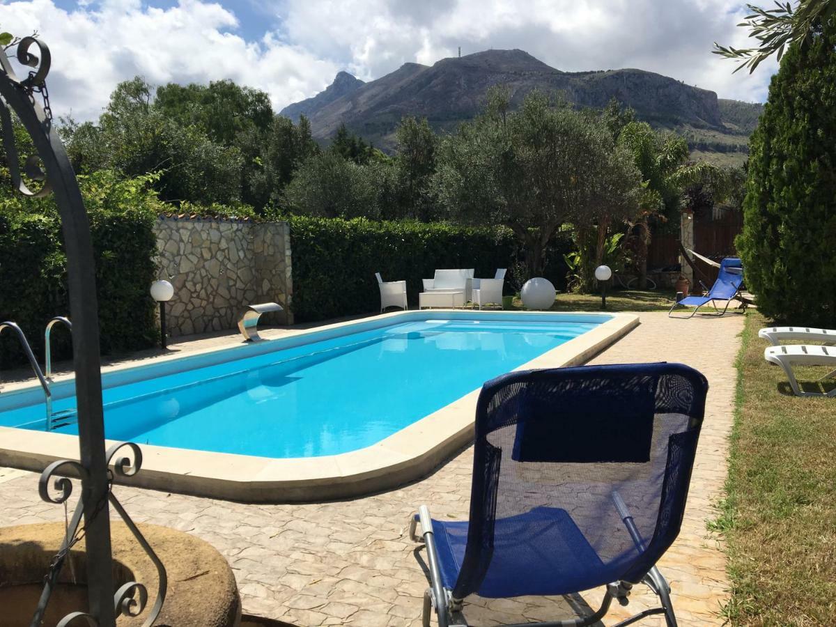 Villino Giulia Villa Altavilla Milicia Exteriör bild